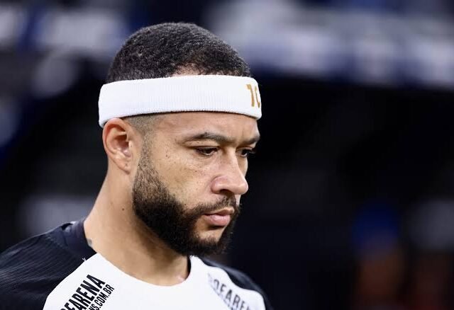 Renovação ou Risco? O xadrez milionário entre Memphis Depay e Corinthians