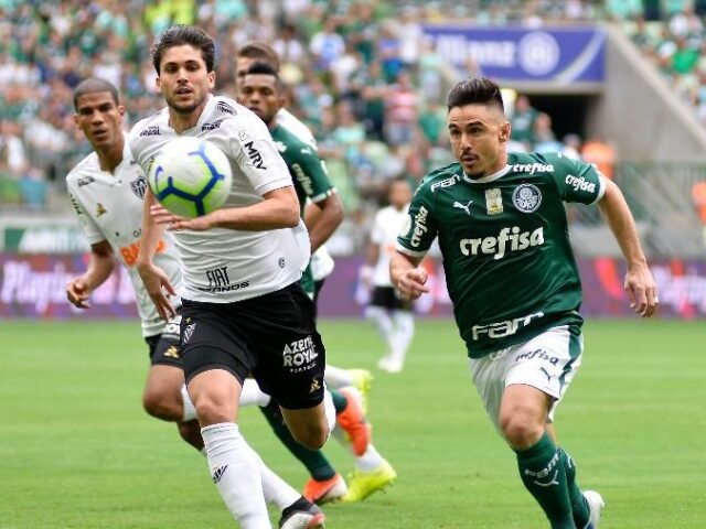 Palmeiras perde em casa para o Atlético-MG, mas segue firme na liderança